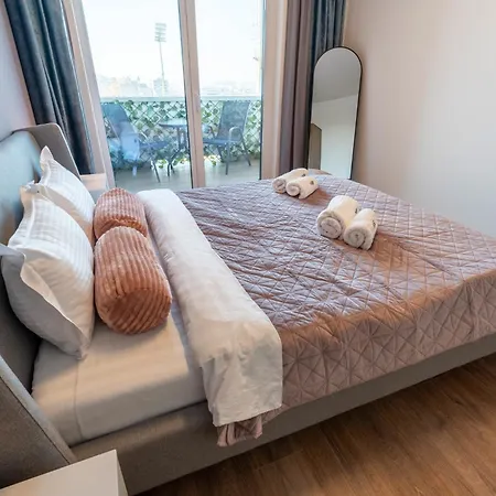 Appartement Mohost Roa - Elegant Retreat With Mountain View *